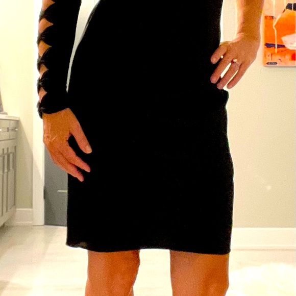 SALE!!! BCBG MAXAZRIA one shoulder dress - Picture 9 of 9